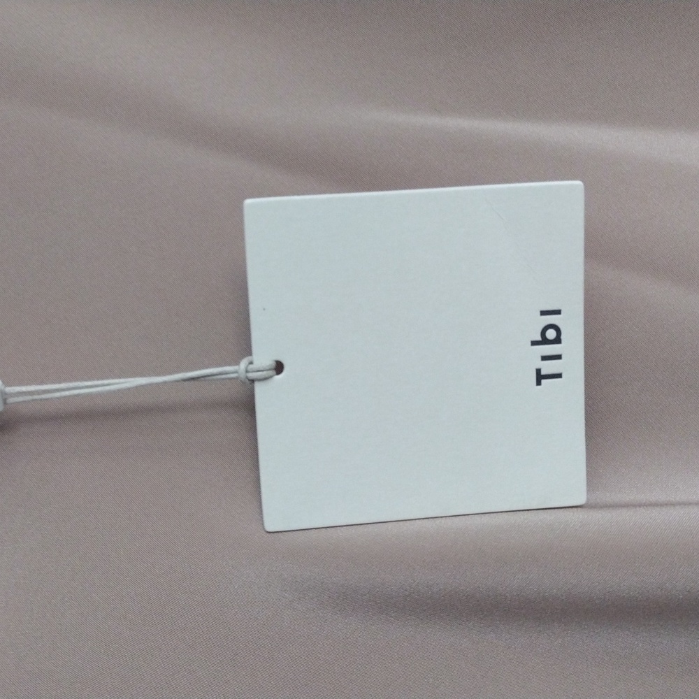 Tibi **NWT** silk 4 ply bias cut skirt in latte color. Size 12. - Picture 8 of 15